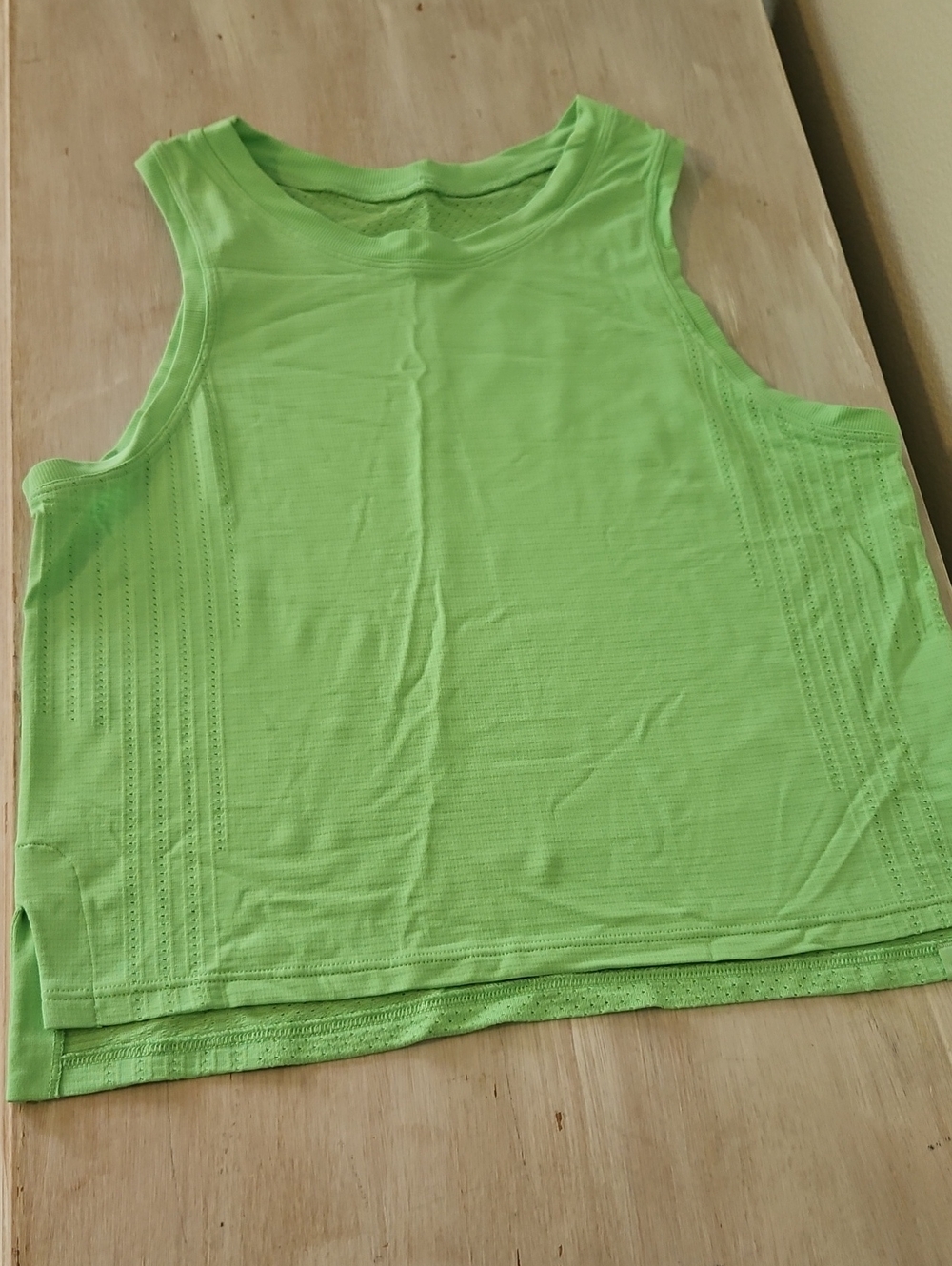 Women’s Lululemon Cropped Tank Top - Lime Green